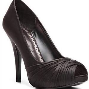 Black peep toe heels